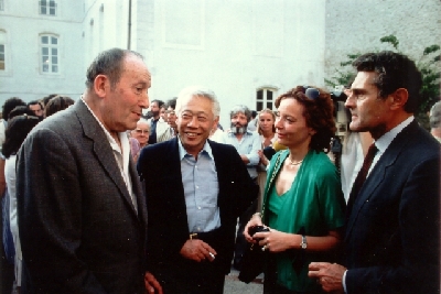 A gauche, René Char et à droite Louis Barnier. S.D.